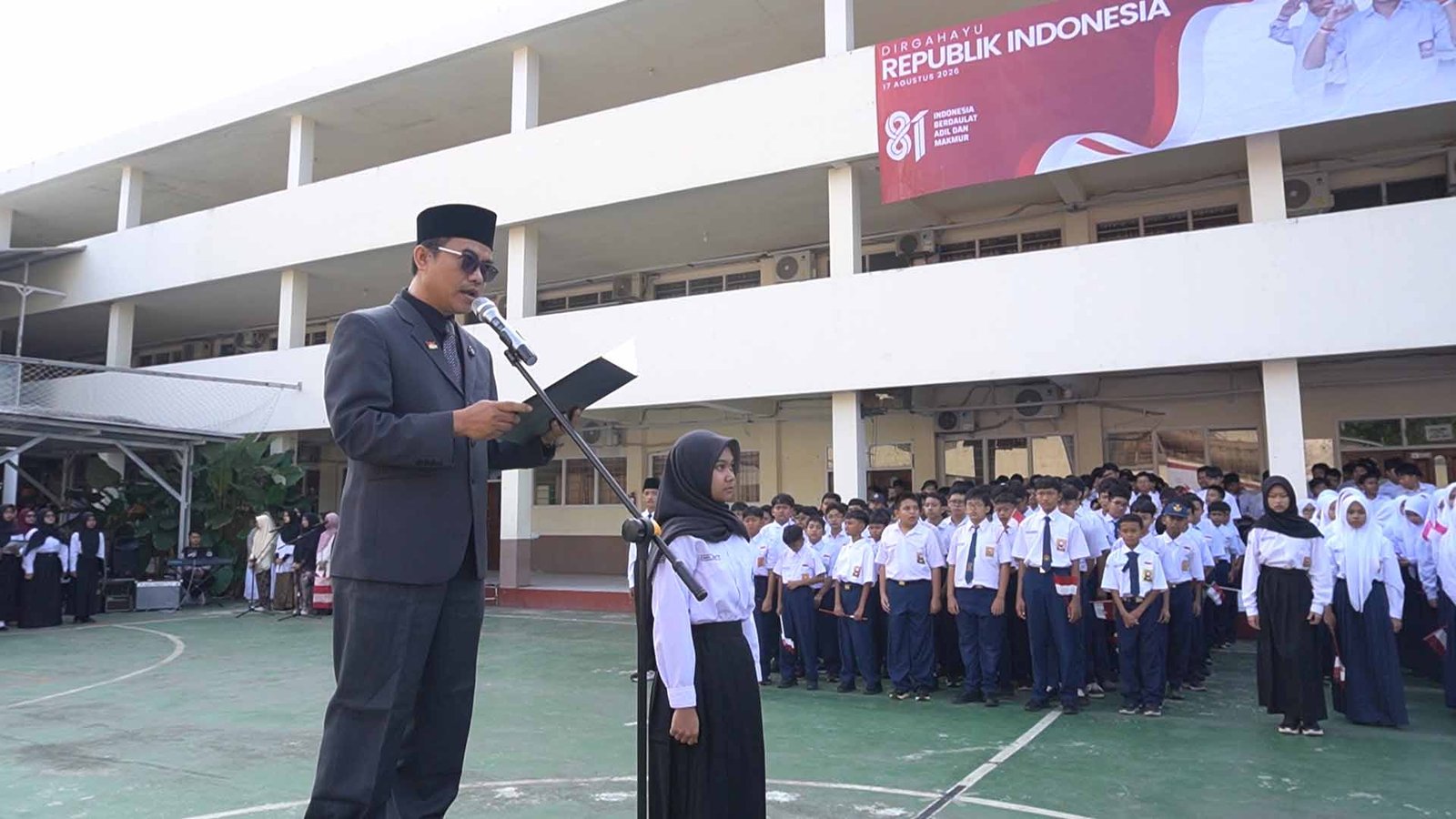 Upacara HUT ke-81 RI di Al Hasra: Jadikan Ilmu Senjata, Belajar sebagai Perjuangan